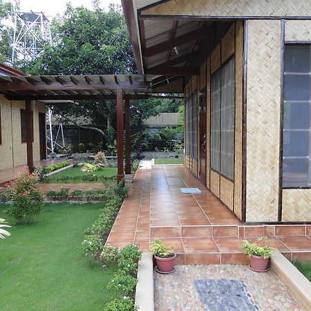 Susan'S Place Bed And Breakfast 푸에르토프린세사 외부 사진